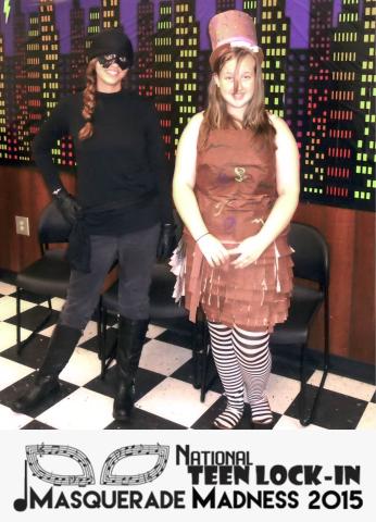Haven Miller and Mary Mc Adamson in their cosplay costumes, Dread Pirate Roberts and Mad Hatter.