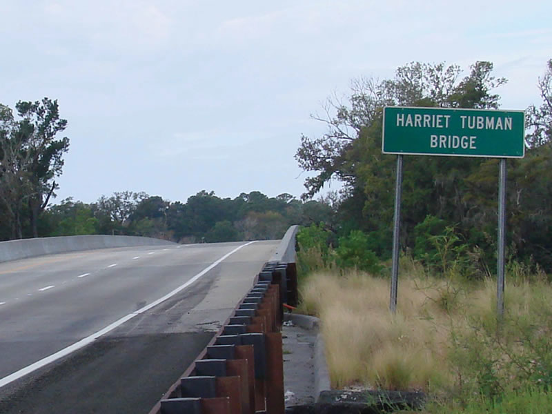 Photo of sign on Harriet Tubman Bridge