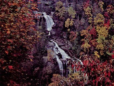 Image of a waterfall from a Sandlapper magazine cover.