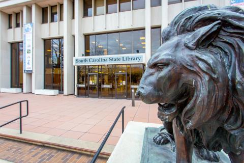 Exterior photo of the South Carolina State Library Building
